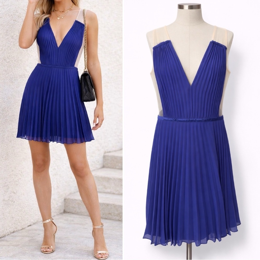 Bebe | NWOT $298 Royal Blue Pleated Deep V Dress w/ Sheer Mesh Sides (Size 6)